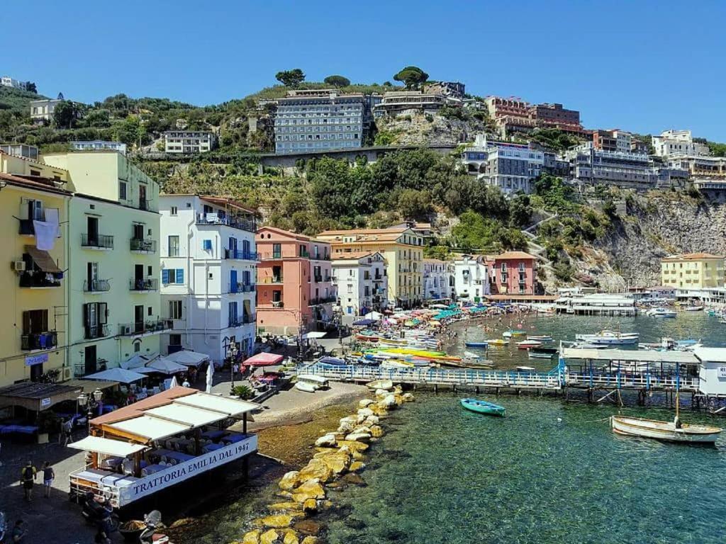 Emy House Sorrento Apartment ภายนอก รูปภาพ